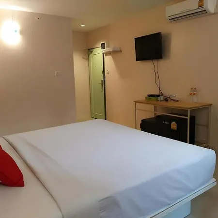 Bird Room Hotel - Pratunam