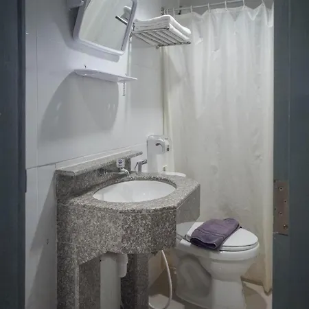 Bird Room Hotel - Pratunam